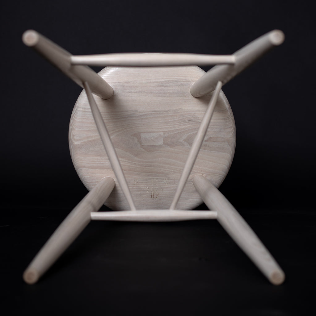 GHOST STOOL