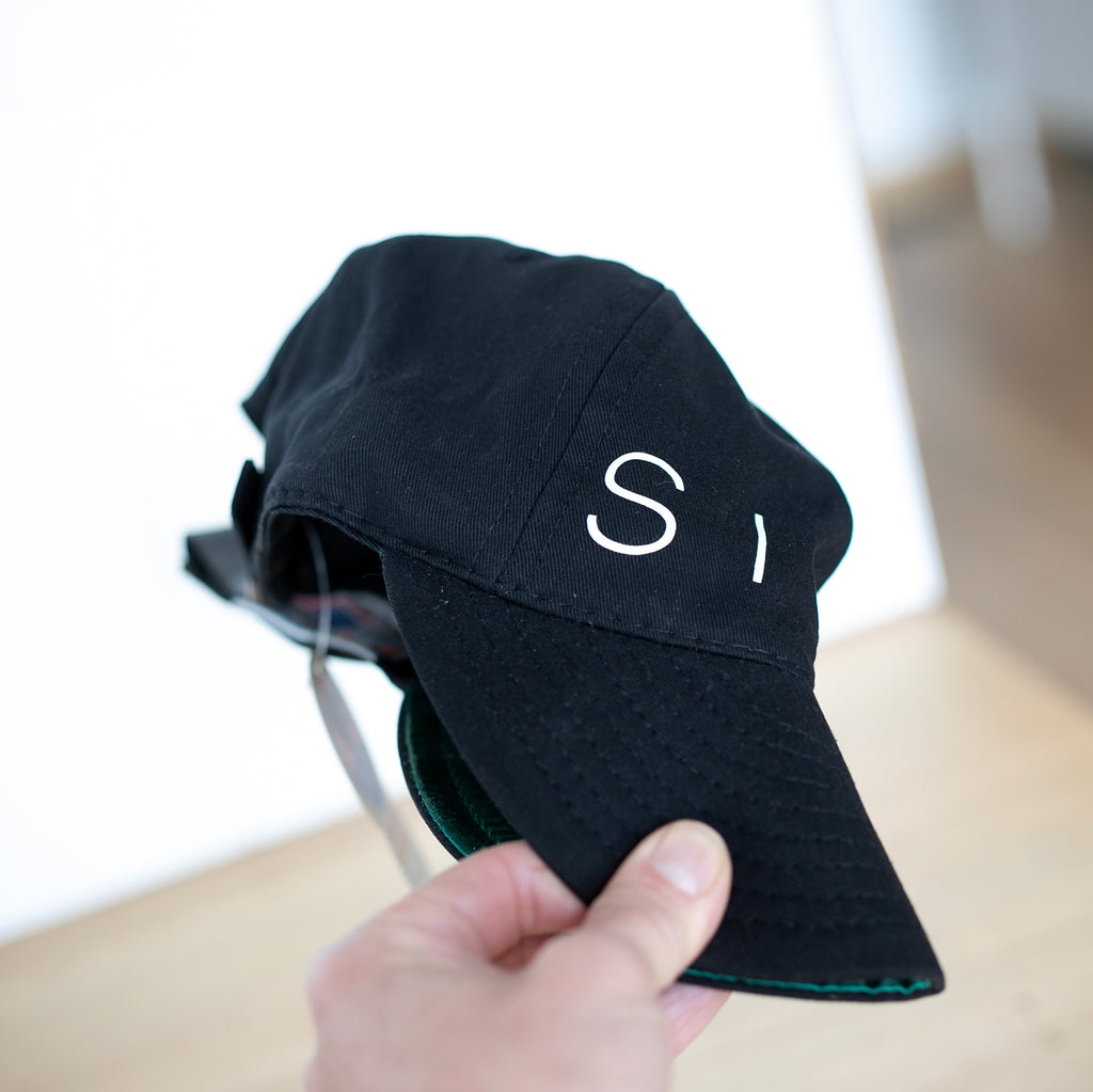 GLOW-IN-THE-DARK SIOSI HAT