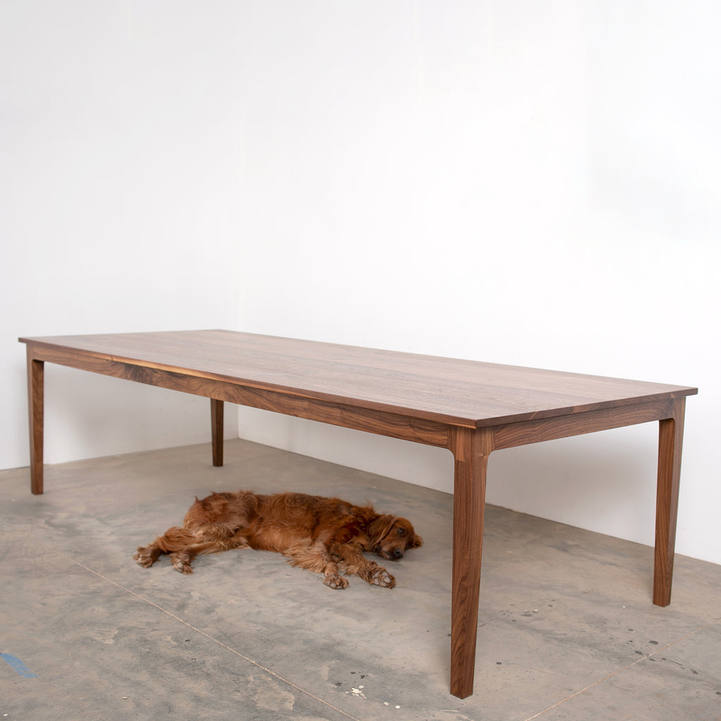 STAPLE TABLE