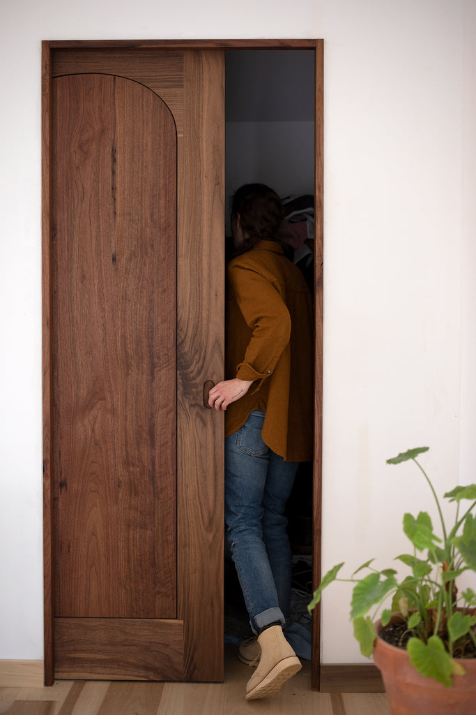 ARCHED DOOR