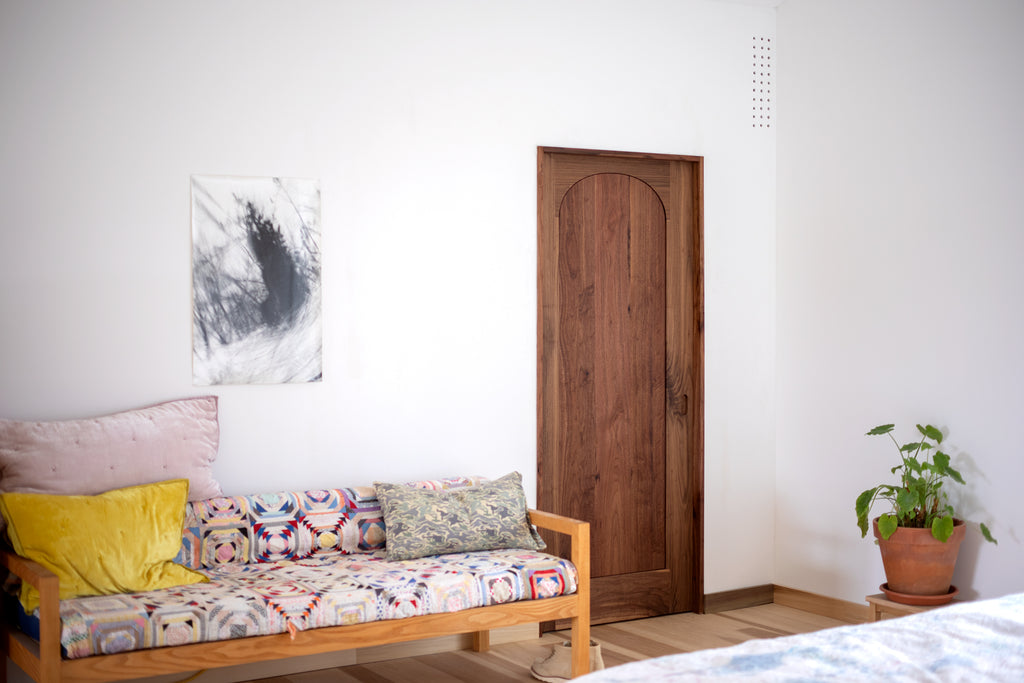 ARCHED DOOR
