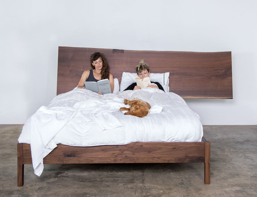 DEE DEE BED