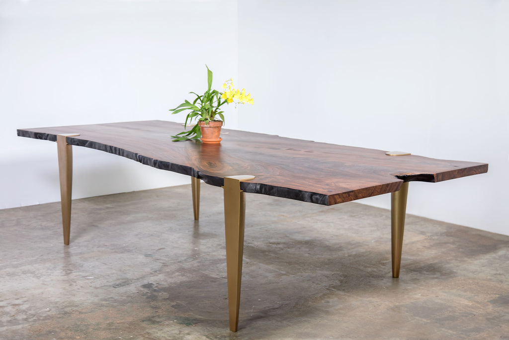 CRITICAL MASS DINING TABLE