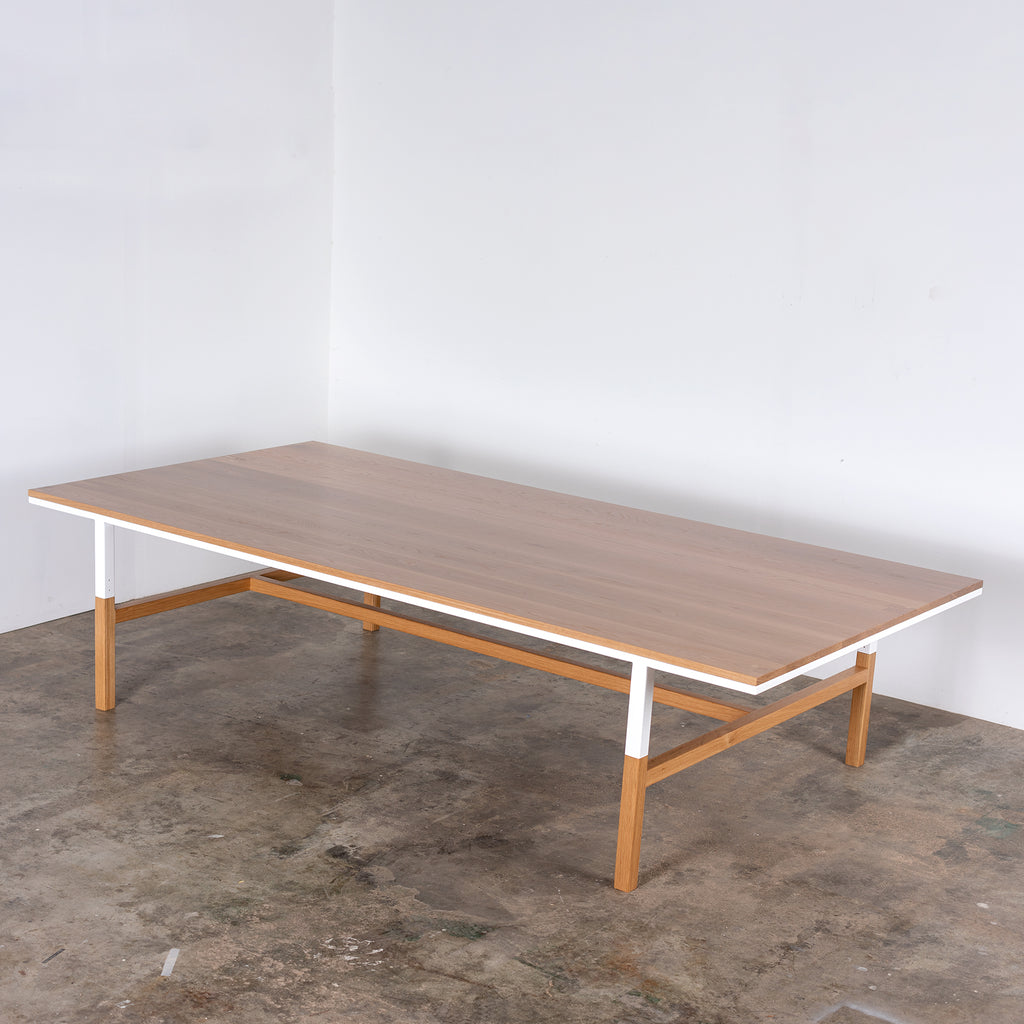JAGJAG DESK / CONFERENCE