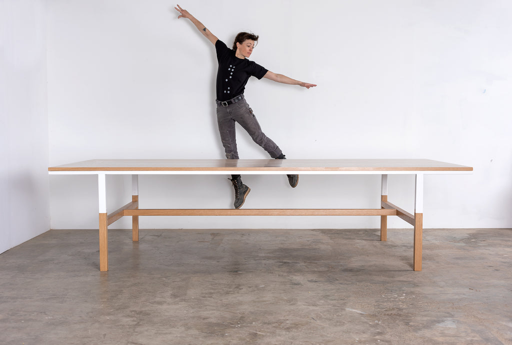 JAGJAG DESK / CONFERENCE