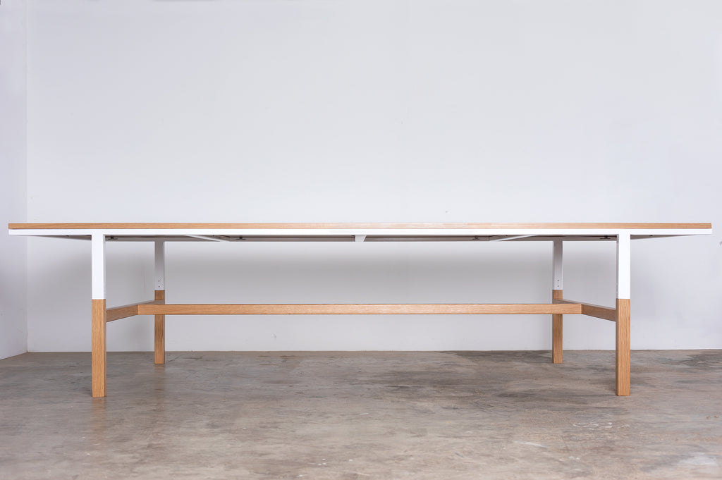 JAGJAG DESK / CONFERENCE