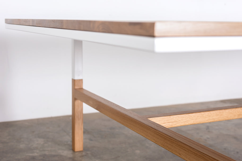 JAGJAG DESK / CONFERENCE