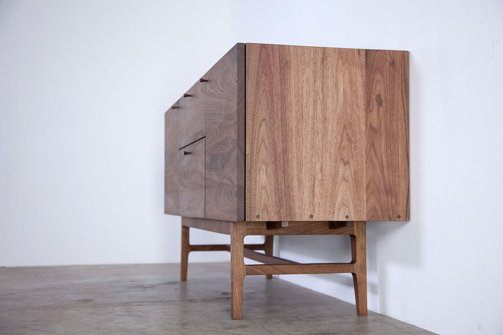 MARKET SIDEBOARD