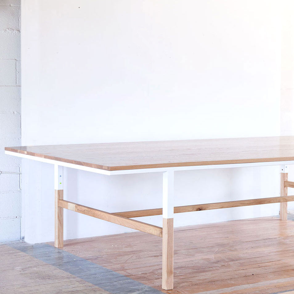 JAGJAG DESK / CONFERENCE