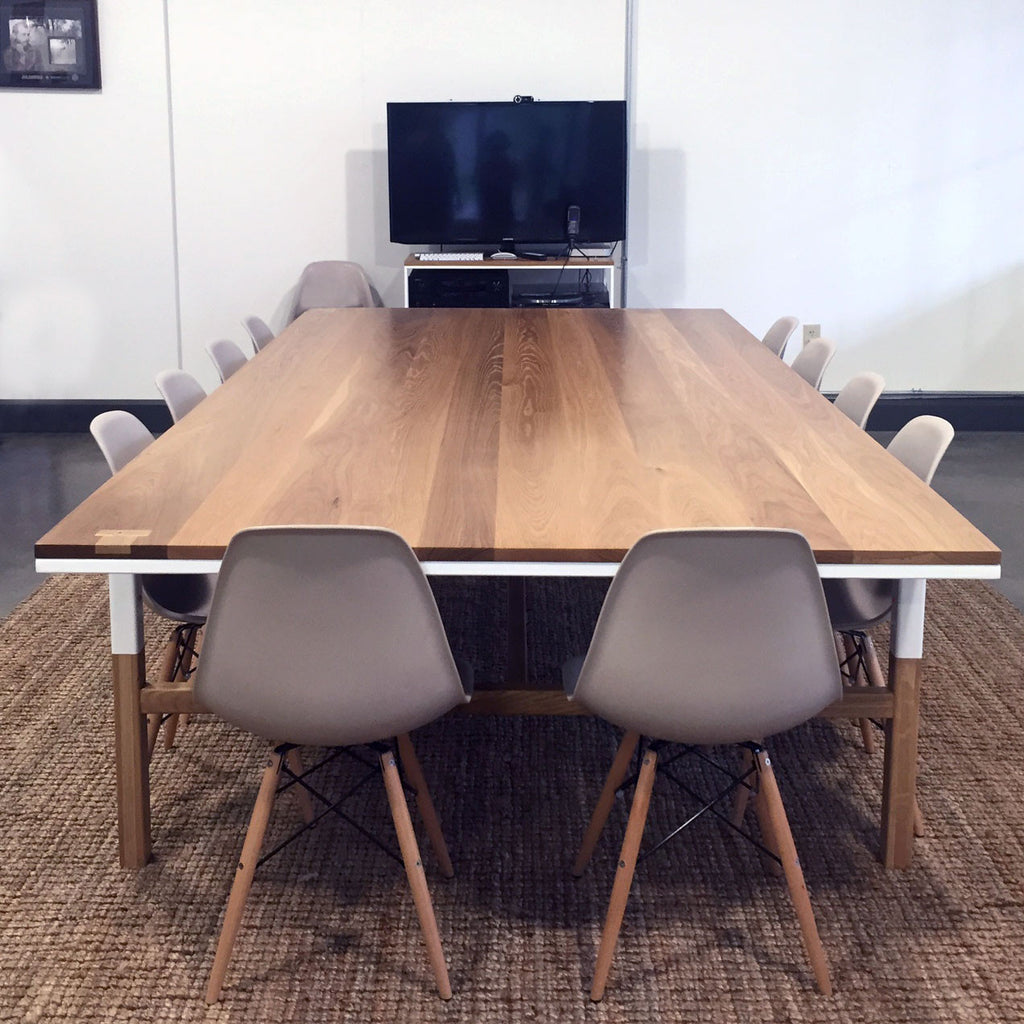 JAGJAG DESK / CONFERENCE