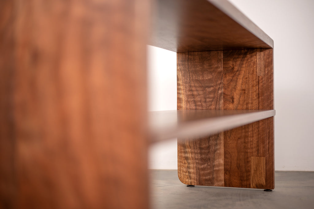 SHORTCUT BENCH W/ SHELF
