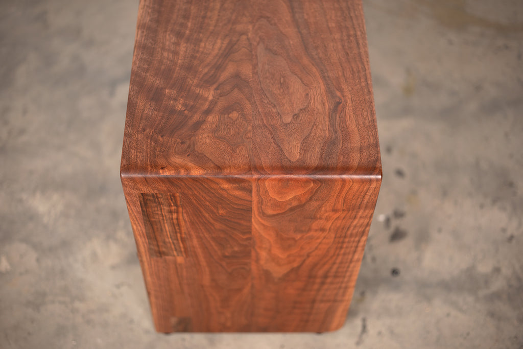 SHORTCUT BENCH W/ SHELF