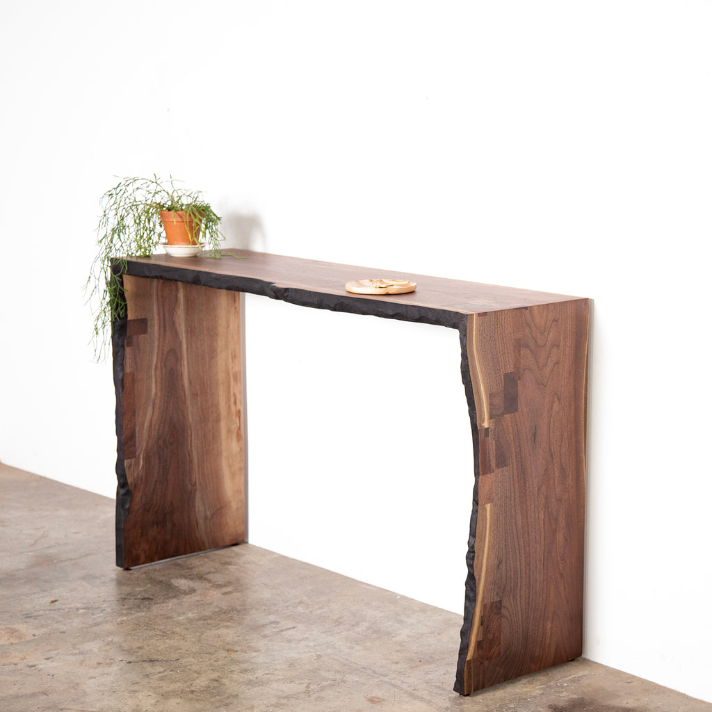 LIVE EDGE ENTRY TABLE