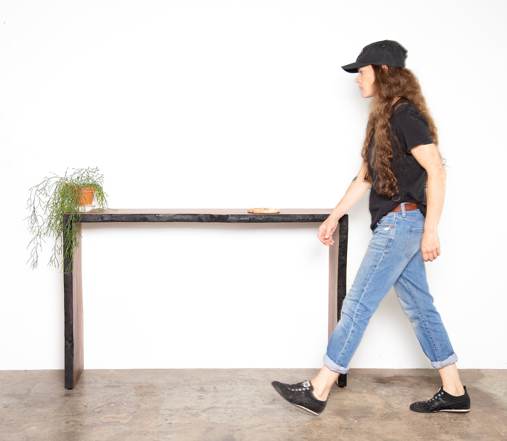 LIVE EDGE ENTRY TABLE