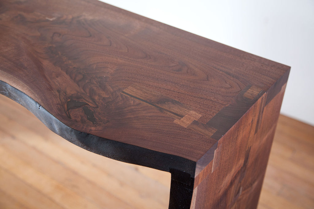 LIVE EDGE ENTRY TABLE