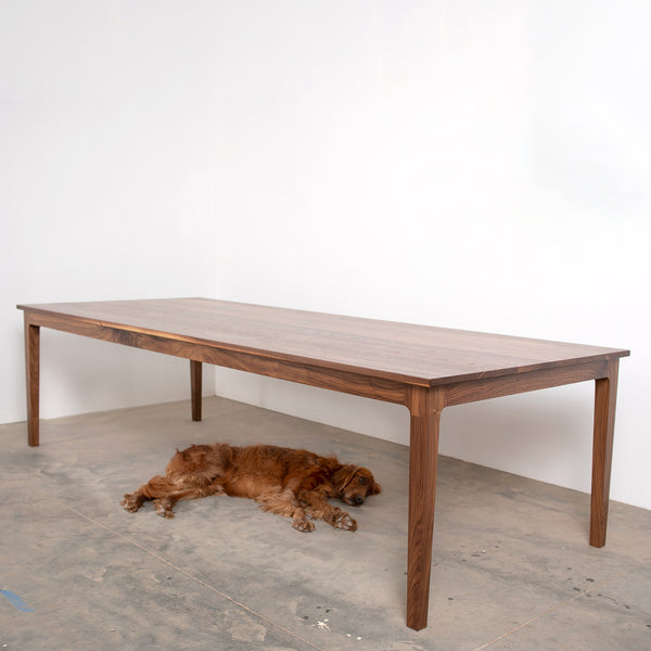 STAPLE TABLE